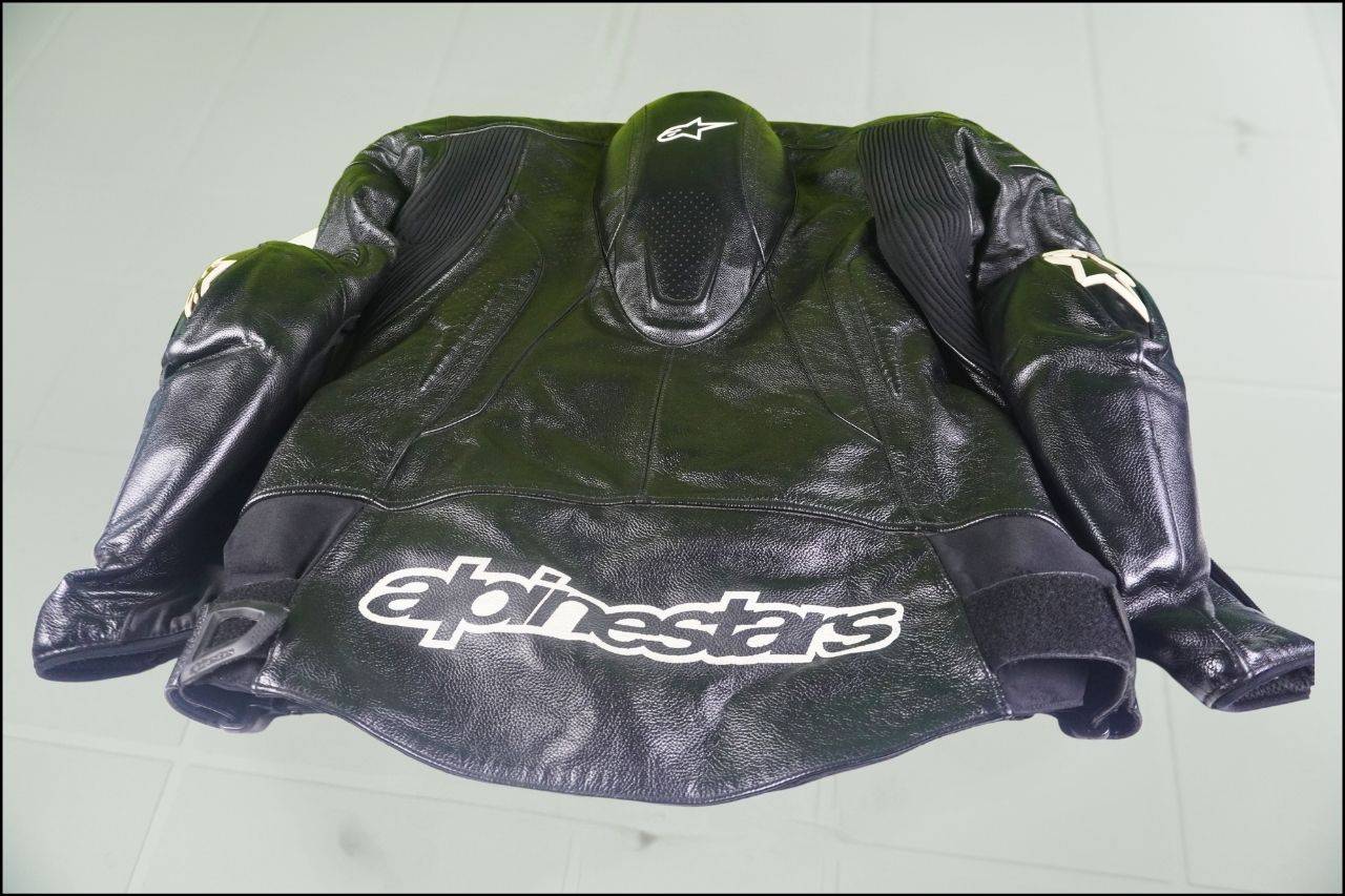 Jacket-Moto-Homme-avec-protege-et-dorsale